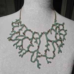 Chic Coral-Inspired Necklace in Mint Green